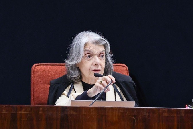 Cármen Lúcia