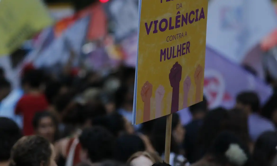 Informar canais de denuncias