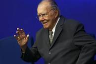 José Sarney é internado em UTI após cirurgia abdominal em São Luís