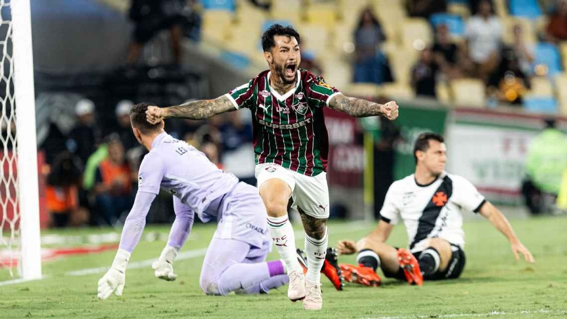 Lucho comemora vitória do Fluminense sobre o Vasco