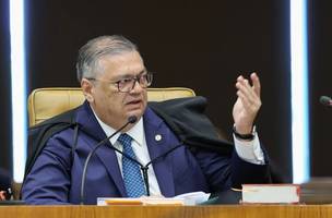 Ministro Flávio Dino durante sessão no Supremo Tribunal Federal. (Foto: Alejandro Zambrana/STF)
