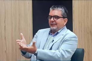 Justiça Eleitoral suspende perfil de jornalista por post sobre desembargador