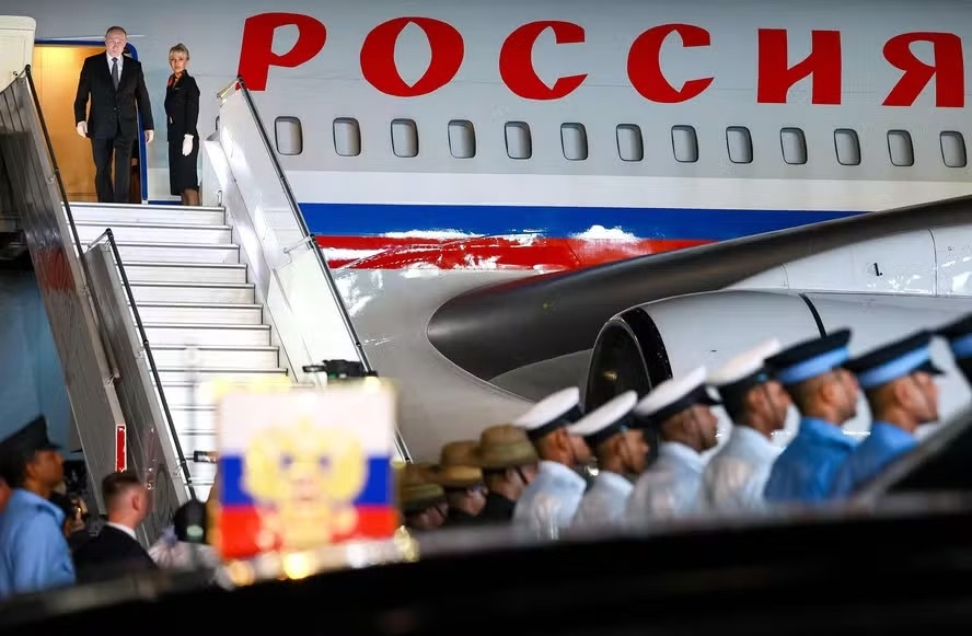 Putin chega à Índia para cúpula do Brics