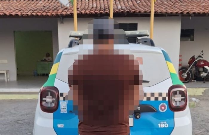 Suspeito foi preso nesta terça-feira (8)