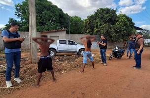 Suspeitos foram pesos em flagrante (Foto: Polícia Civil)