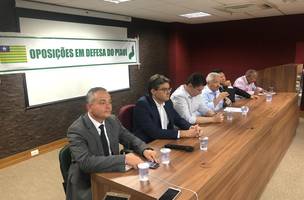 Depois de operações em secretarias, oposição divulga manifesto contra Governo (Foto: -)