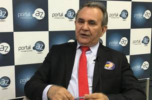 Em entrevista, candidato propõe isenção de água e luz (Foto: -)