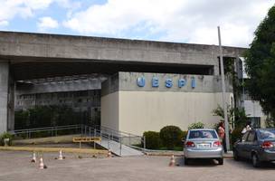 Uespi convoca mais de 160 aprovados no concurso para professor efetivo (Foto: -)