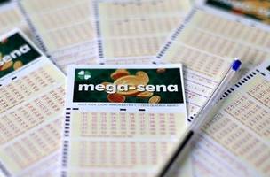 Mega-Sena promete sortear prêmio de R$ 3 milhões hoje (Foto: -)