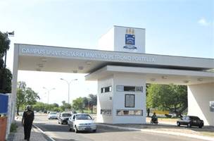 Encerra nesta semana inscrições para concurso da UFPI. Salários de até R$ 4 mil (Foto: -)