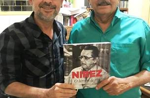 Wilson Seraine, escritor piauiense, lança livro no Ceará (Foto: -)
