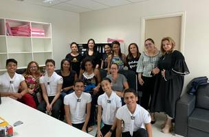 Alunos do Bolshoi visitam juizado e retornam atividades em Joinville (Foto: -)