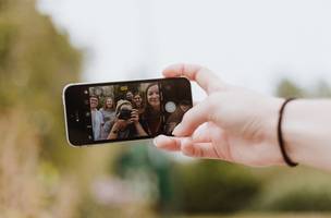 Redes sociais têm efeito mínimo no bem-estar de adolescentes, diz pesquisa de Oxford com 12 mil jovens (Foto: -)