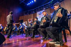 Concertos Matinais: Orquestra Sanfônica Seu Dominguinhos celebra clima junino domingo (Foto: -)