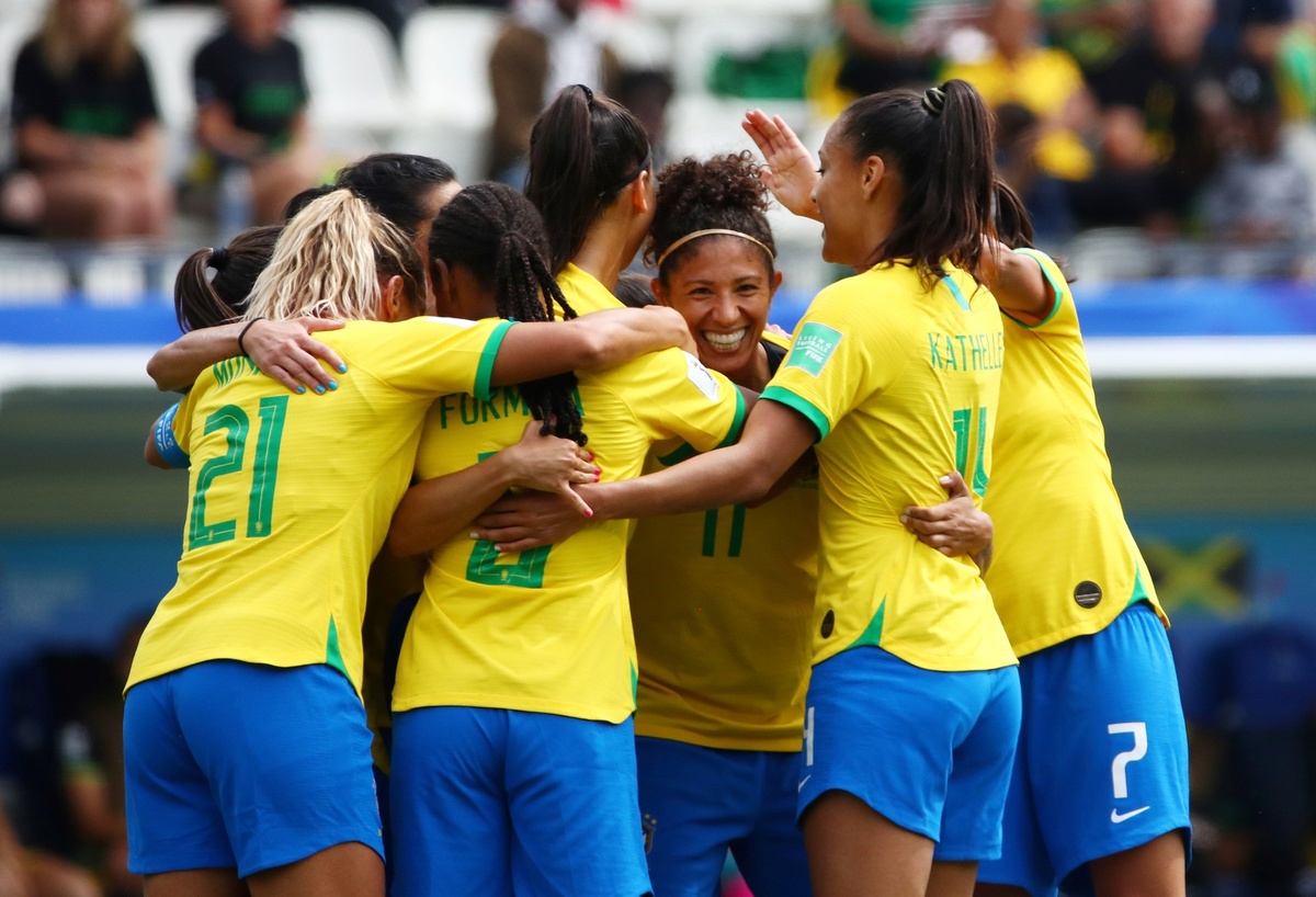 GDF terá ponto facultativo em jogos da Seleção Feminina de Futebol na Copa  - Jornal de Brasília