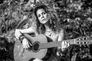 Patrícia Mellodi lança novo disco "dois deuses e eu" em Teresina (Foto: -)