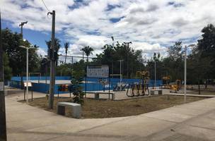 Quadra de futebol em praça da zona Sudeste será inaugurada nesta terça-feira (Foto: -)
