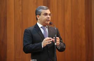 Sebastião Jr representa a Ajuspi em audiência pública na Alepi sobre a reforma tributária (Foto: -)