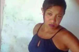 Mulher sofre traumatismo craniano depois de ser agredida a pauladas (Foto: -)