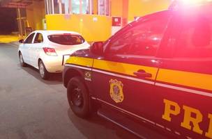 Veículo roubado em Brasília é recuperado pela PRF no interior do Piauí (Foto: -)