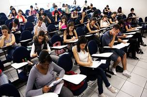 Prefeitura abre inscrições para concurso público com salários de até R$ 5 mil (Foto: -)
