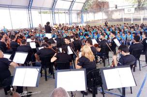 Orquestra Sinfônica de Teresina emociona alunos de mais duas escolas municipais (Foto: -)