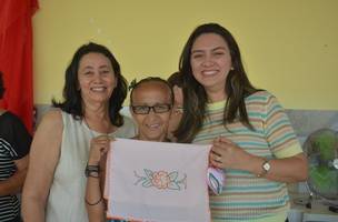Mulheres atendidas em convento realizam curso profissionalizante pela FWF (Foto: -)