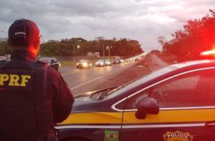 Colisão entre motocicletas deixa uma pessoa morta e outra gravemente ferida (Foto: -)