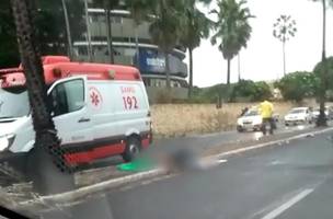 Acidente entre carro e motocicleta deixa uma pessoa ferida na Avenida Maranhão (Foto: -)