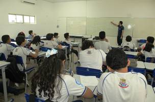 Prefeitura convoca mais de 70 professores aprovados em processo seletivo (Foto: -)