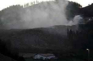 Desastre ambiental é motivo de cancelamento de jogo no Campeonato Espanhol (Foto: -)