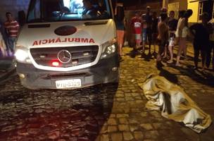 Idosa de 82 anos morre carbonizada em incêndio dentro de quarto (Foto: -)