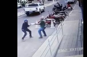 Homem é baleado ao tentar depositar R$ 90 mil em agência bancária; assista ao vídeo! (Foto: -)