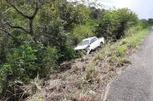 Acidente entre carro e motocicleta deixa uma pessoa morta na BR 316 (Foto: -)