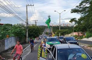 Carreata em defesa da reabertura do comércio reúne dois mil veículos em Teresina (Foto: -)
