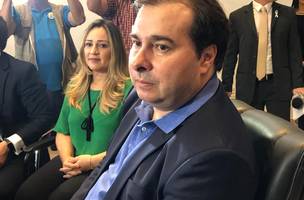Congresso avalia adiar 1º turno das eleições para 15 de novembro ou 6 de dezembro, diz Maia (Foto: -)