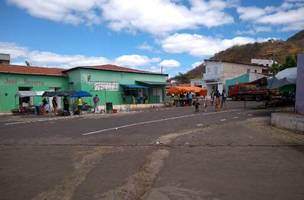 Depois da morte de ex-prefeito, município decreta lockdown parcial nos fins de semana de agosto (Foto: -)