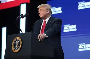 Trump assina ordem executiva com deadline para venda do TikTok nos EUA (Foto: -)