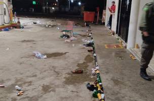 Polícia encerra festa com aglomeração em posto de combustível na zona Sul de Teresina; assista (Foto: -)
