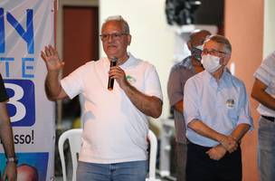 “A mulher é a viga-mestra da família”, diz Kleber Montezuma durante reunião (Foto: -)