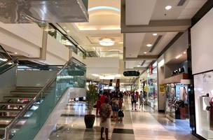 Confira o horário de funcionamento de lojas e supermercados nesta segunda-feira (Foto: -)