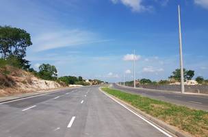 Prefeitura libera parte da Avenida Ulisses Marques para circulação de veículos (Foto: -)