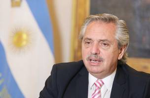 Argentina começa a vacinar população contra covid-19 nesta terça-feira (Foto: -)