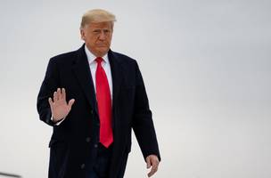 Trump nomeia novos advogados para defesa contra impeachment (Foto: -)