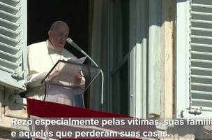 Papa Francisco reza pelas vítimas das fortes chuvas e inundações no Brasil (Foto: -)
