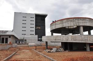 Justiça obriga Estado a divulgar documentos sobre administração da nova maternidade de Teresina (Foto: -)